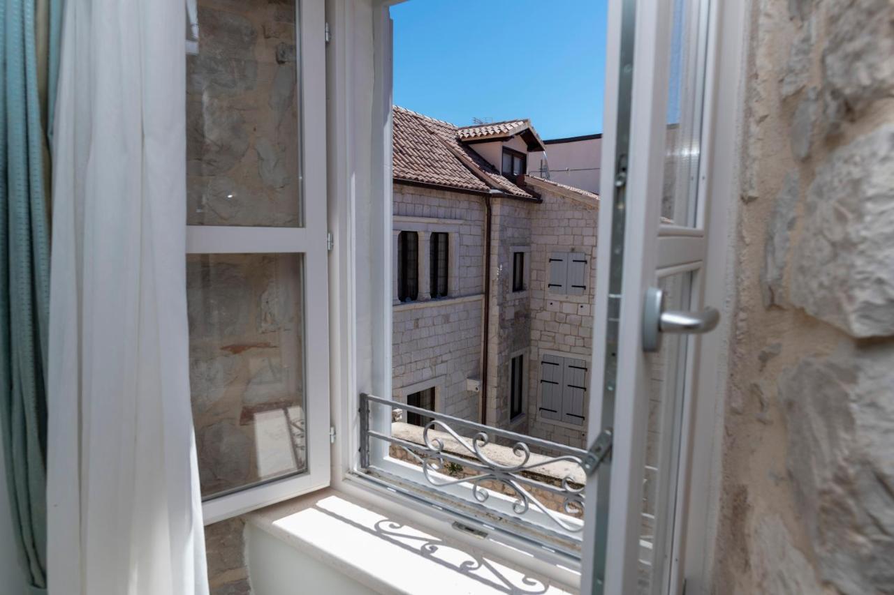 Gothic Palace Heritage Pensión Split